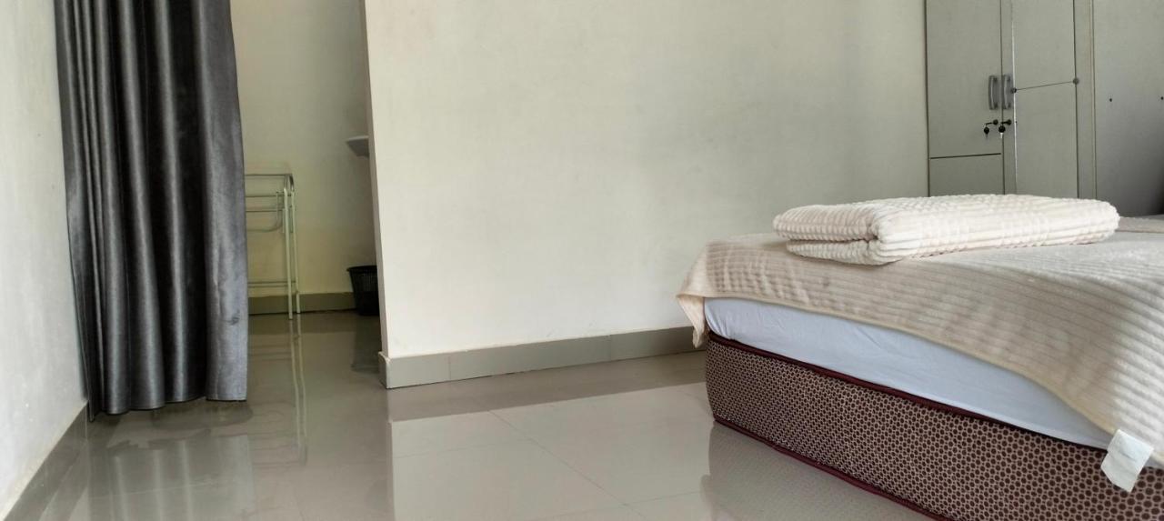 Sakila Homestay Kuta  Buitenkant foto